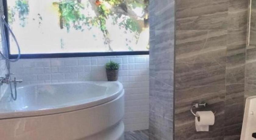 Joy Hotel Prachuap Khiri Khan Eksteriør billede